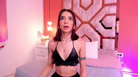 Mia online show from 03/06/26, 11:23