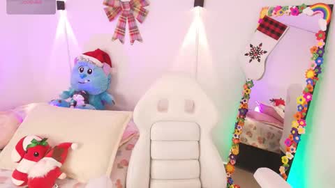 Emy online show from 12/03/25, 03:58