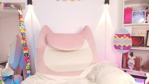 Emy online show from 04/02/26, 01:25