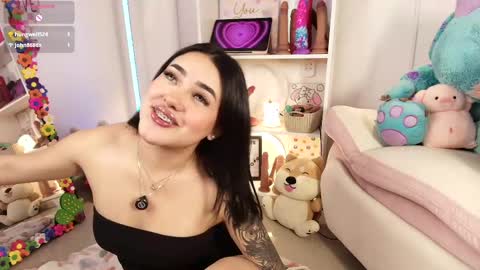 Emy online show from 04/30/26, 01:56