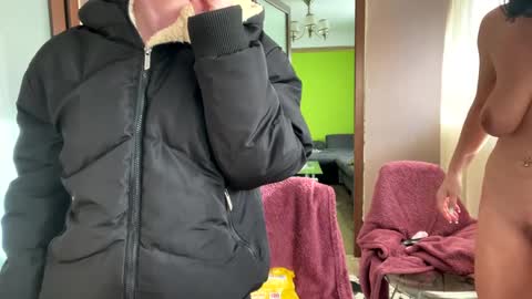 Snapshot of justonetime333 chatting on 02/23/25, 06:39 Ana online show from 02/23/25, 06:39