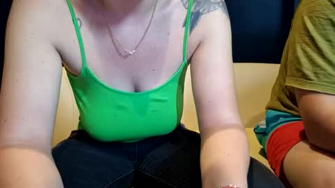 Snapshot of justonetime333 chatting on 09/23/25, 09:23 Ana online show from 09/23/25, 09:23