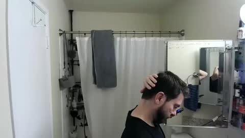 Snapshot of justshutupandwatch chatting on 11/20/25, 05:56 M. Dean online show from 11/20/25, 05:56