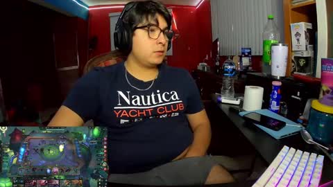 Snapshot of justsky117 chatting on 12/28/24, 06:17 justsky117 online show from 12/28/24, 06:17