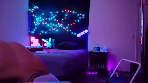 Snapshot of justwannalookgood4ya chatting on 02/06/25, 11:43 Eetantungfuk Mias online show from 02/06/25, 11:43