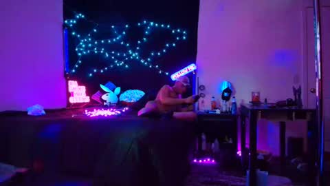 Snapshot of justwannalookgood4ya chatting on 02/11/25, 12:48 Eetantungfuk Mias online show from 02/11/25, 12:48