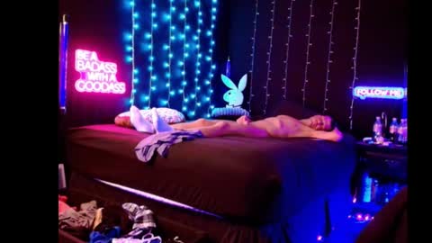 Snapshot of justwannalookgood4ya chatting on 02/21/25, 01:22 Eetantungfuk Mias online show from 02/21/25, 01:22