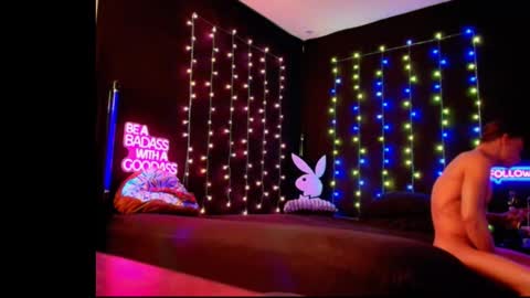 Snapshot of justwannalookgood4ya chatting on 02/26/25, 12:47 Eetantungfuk Mias online show from 02/26/25, 12:47