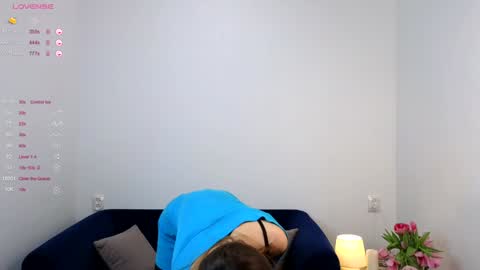 Snapshot of juu_jaa chatting on 02/01/25, 06:08 Juja and Kira online show from 02/01/25, 06:08