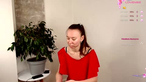 Snapshot of juu_jaa chatting on 02/07/25, 03:12 Juja and Kira online show from 02/07/25, 03:12