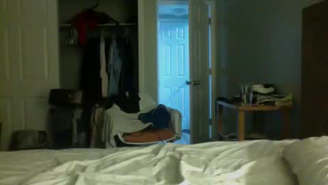 J and Sugar snap pea online show from 03/19/26, 02:59