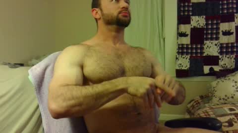 Snapshot of jwolf86 chatting on 02/19/25, 08:01 Wolf online show from 02/19/25, 08:01