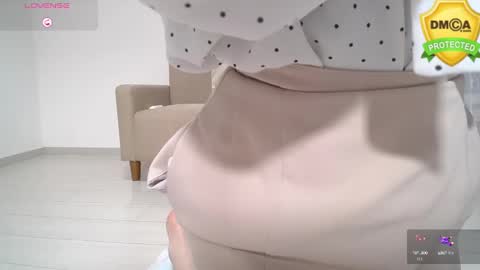 Snapshot of jyuria chatting on 02/13/25, 02:34 jyuria online show from 02/13/25, 02:34