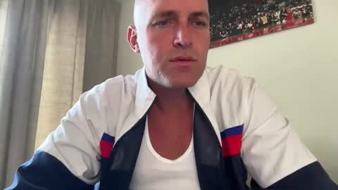 k2126k online show from 04/22/26, 04:52