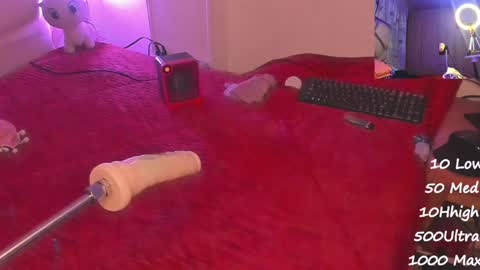 Snapshot of k4rolin chatting on 12/05/24, 02:42 Karolin online show from 12/05/24, 02:42