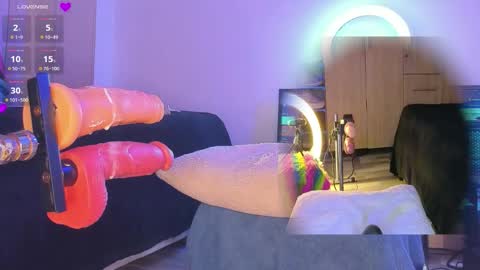 Snapshot of k4rolin chatting on 09/23/25, 02:03 Karolin online show from 09/23/25, 02:03