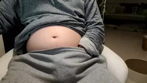 KI e697a5e69cac online show from 12/02/25, 03:29