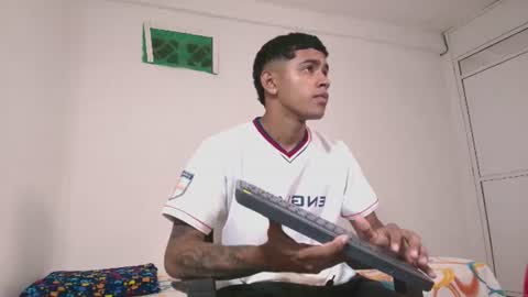 k_florez online show from 08/04/26, 09:34