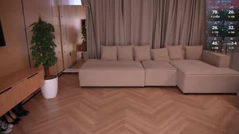 Amely online show from 12/20/25, 04:30