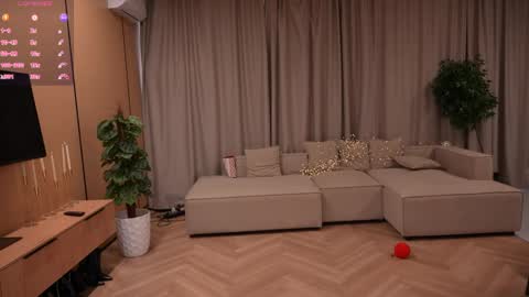 Amely online show from 04/13/26, 02:39