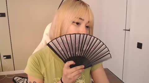 Kaoru online show from 07/25/26, 09:51