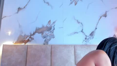 kaarol01 online show from 04/17/26, 02:36