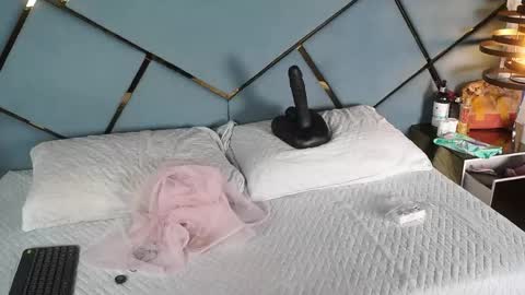 kaarol_sm online show from 04/01/26, 03:07