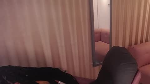 Kat online show from 02/04/26, 04:29