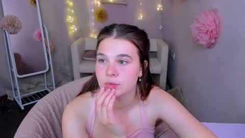 Snapshot of kacey_love chatting on 06/24/26, 05:34 Kacey online show from 06/24/26, 05:34