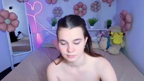 Snapshot of kacey_love chatting on 07/25/26, 05:43 Kacey online show from 07/25/26, 05:43