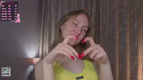 Snapshot of kaciedudzik chatting on 07/17/26, 04:01 Kate online show from 07/17/26, 04:01