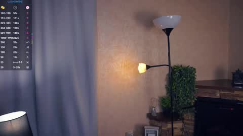 Snapshot of kacyboone chatting on 09/21/25, 05:31 Tate online show from 09/21/25, 05:31