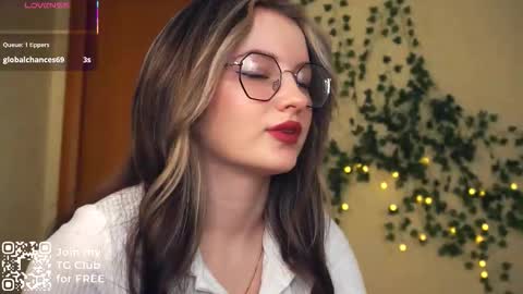 Tate online show from 10/13/25, 07:30