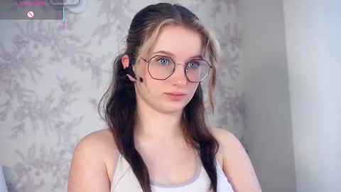 Tate online show from 11/02/25, 08:17