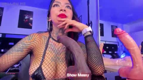 Kadarah online show from 10/25/25, 04:13