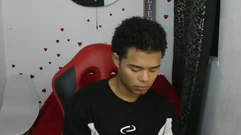 kael_fox online show from 04/16/26, 06:41