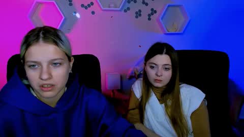 kaela_spell_ online show from 11/28/25, 09:56