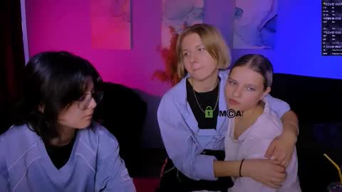 kaela_spell_ online show from 12/13/25, 08:36