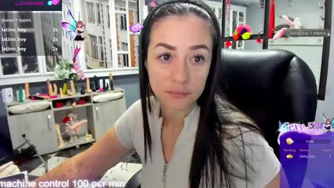 Antonella online show from 02/13/25, 10:55