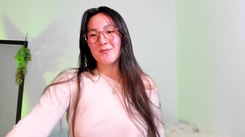 ChloeIndependient model online show from 02/24/25, 05:20