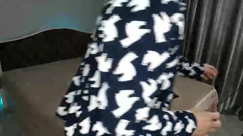 Kai Chicken online show from 12/05/25, 09:51