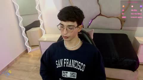 kai_tay1 online show from 04/18/26, 11:36