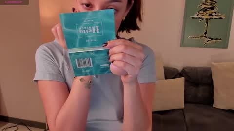 Kaia Ferreira online show from 10/13/25, 12:38