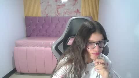 Snapshot of kailee_ch chatting on 04/16/26, 12:50 Kailee online show from 04/16/26, 12:50