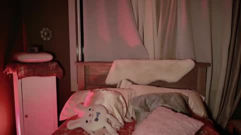 Kailee Smile online show from 11/19/25, 04:34