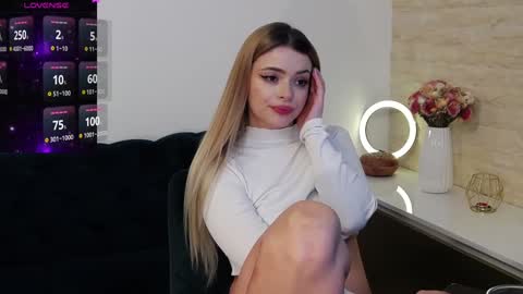 Snapshot of kailyn_moen01 chatting on 12/06/24, 10:30 Kailyn online show from 12/06/24, 10:30