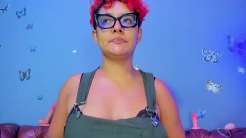 kaira_mosse_ online show from 04/12/26, 11:48