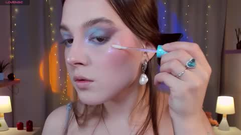 Kaisa online show from 12/13/25, 07:53