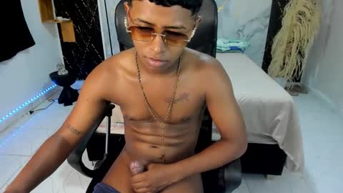 kaiser_alpha777 online show from 04/10/26, 09:52