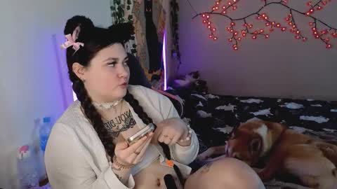 Snapshot of kaisythesmall chatting on 02/19/26, 06:09 Kessy online show from 02/19/26, 06:09